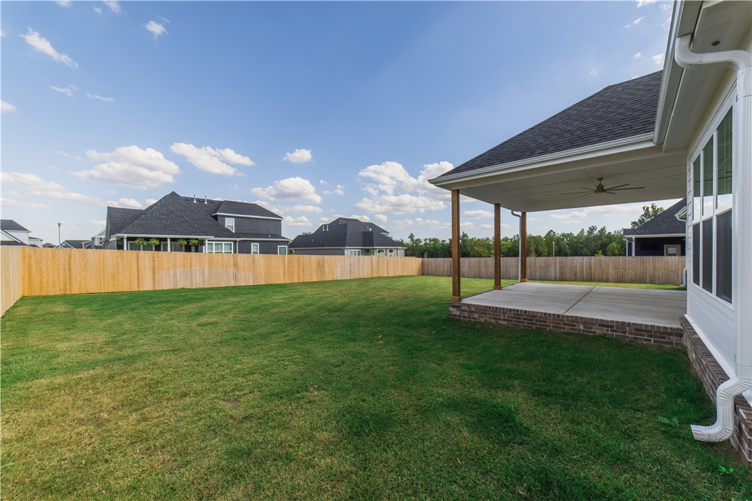 Crescent View Rogers - Residential Lease