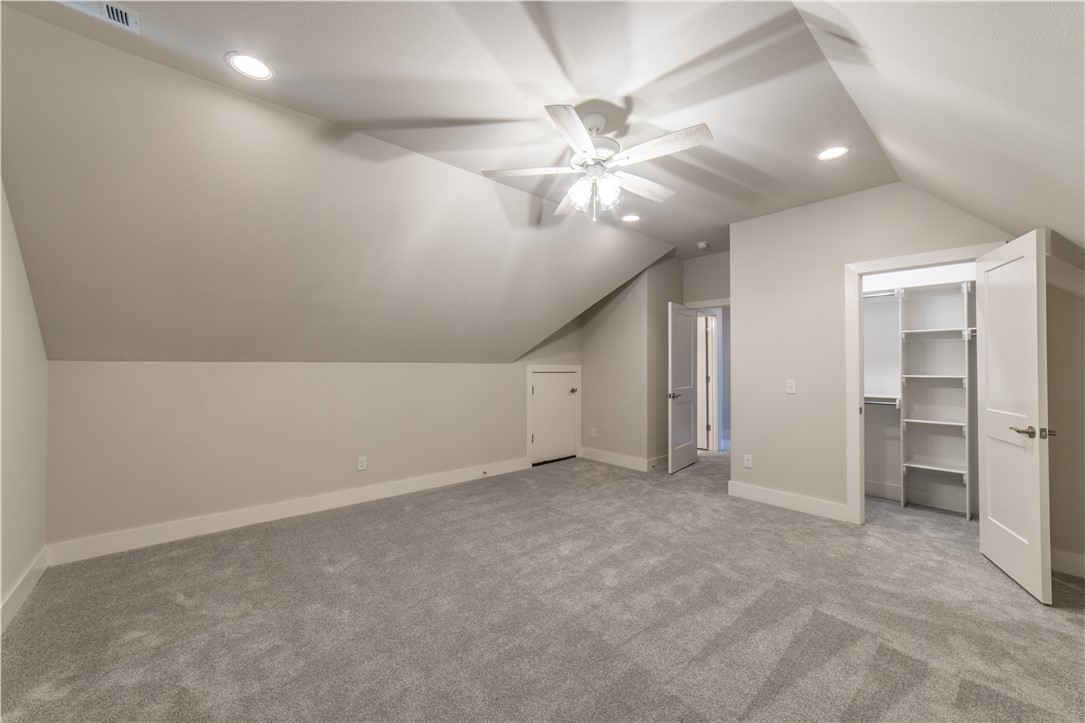 Crescent View Rogers - Residential Lease