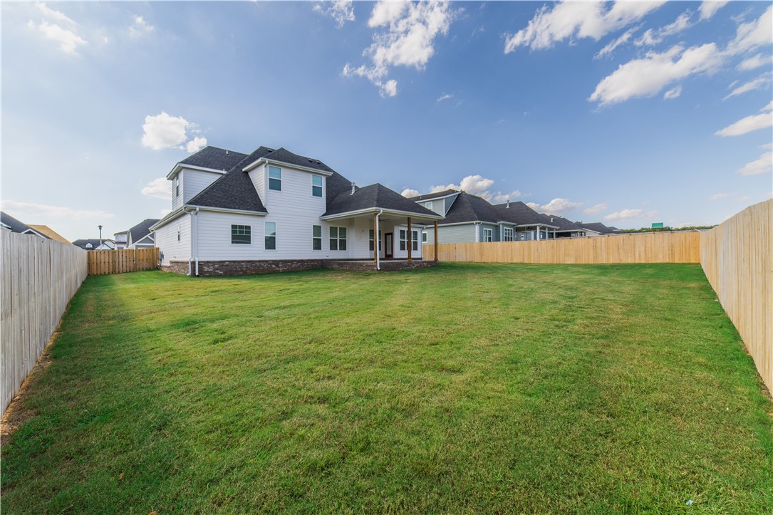 Crescent View Rogers - Residential Lease