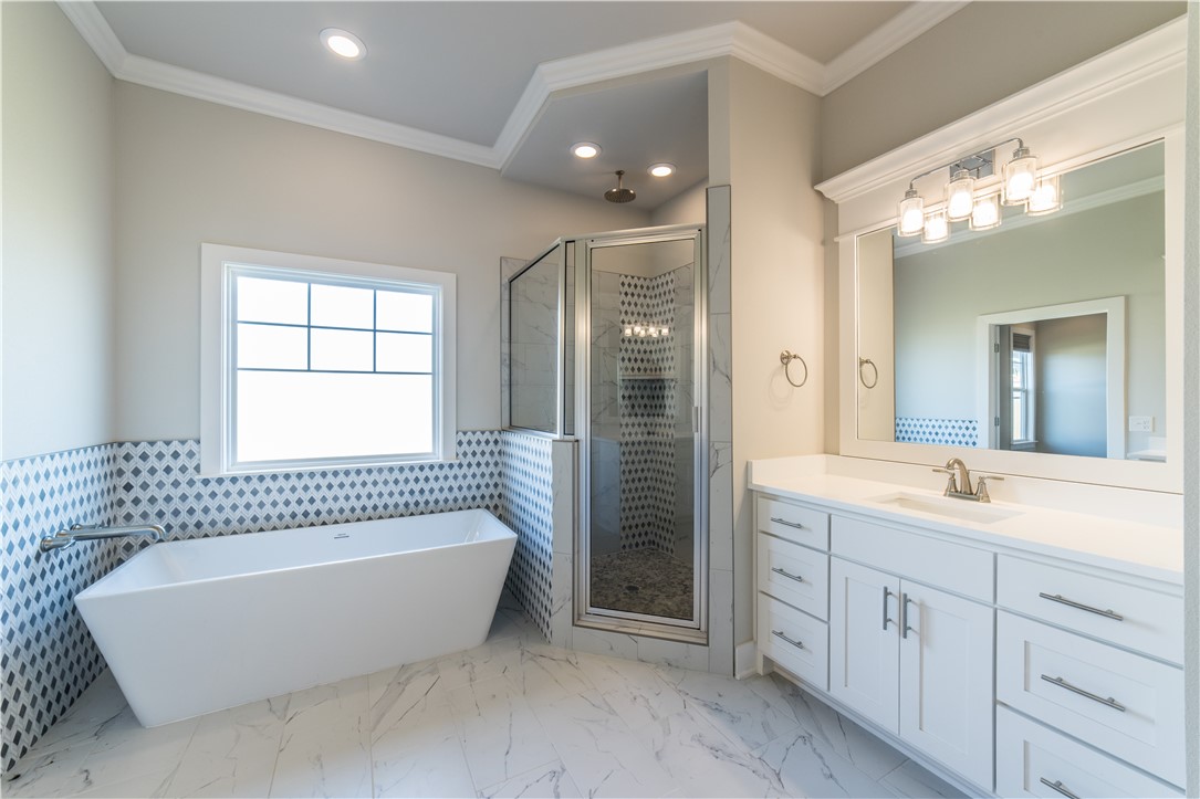 Crescent View Rogers - Residential Lease