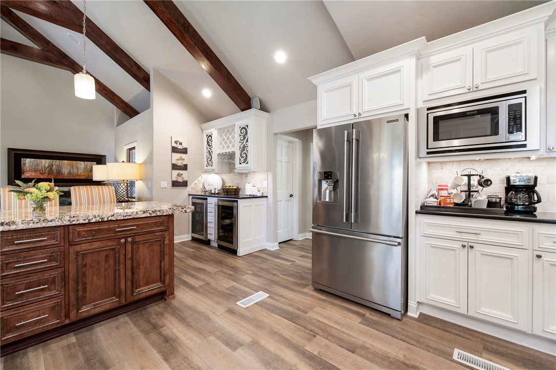 Hawks Landing at Beaver Lake - Residential