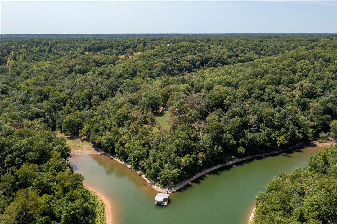 Hawks Landing at Beaver Lake - Residential