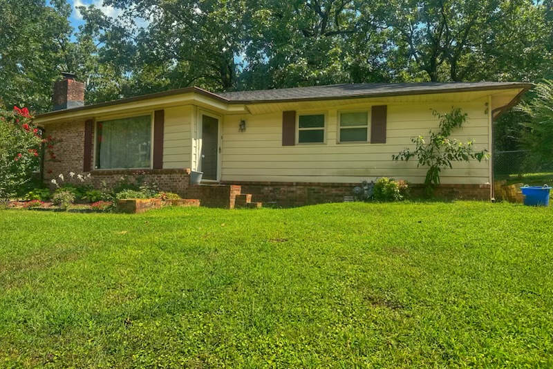 Photo 1 of 17 — 221 W 23rd Street, Russellville, AR 72801