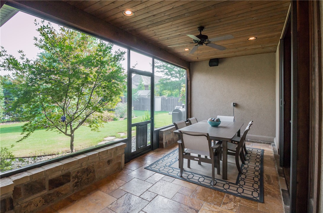 Champions Golf & Cc Rogers - Residential