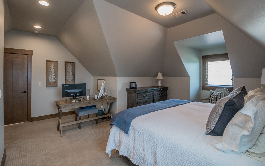 Champions Golf & Cc Rogers - Residential