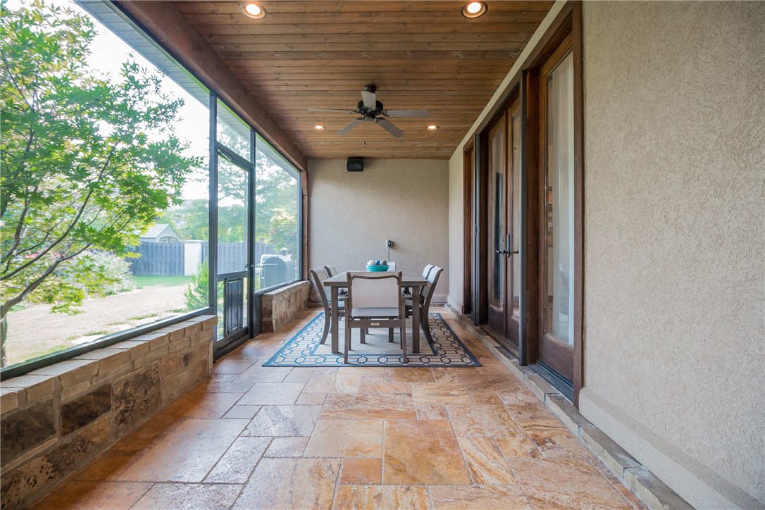 Champions Golf & Cc Rogers - Residential