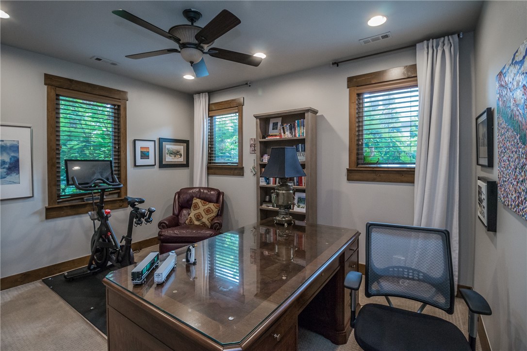 Champions Golf & Cc Rogers - Residential