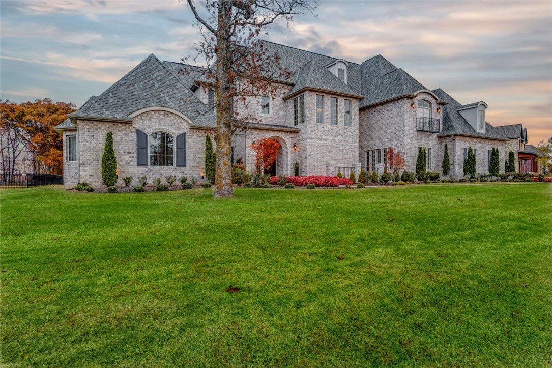 Oak Tree Centerton - Residential