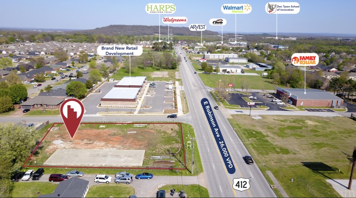 Highly Visible Corner Lot with Frontage on Hwy 412
Zoning: C-2?
26,000 Vehicles Per Day?
Existing slab will need to be removed upon redevelopment?
3,500 SF Pre-engineered metal building can convey upon Sale