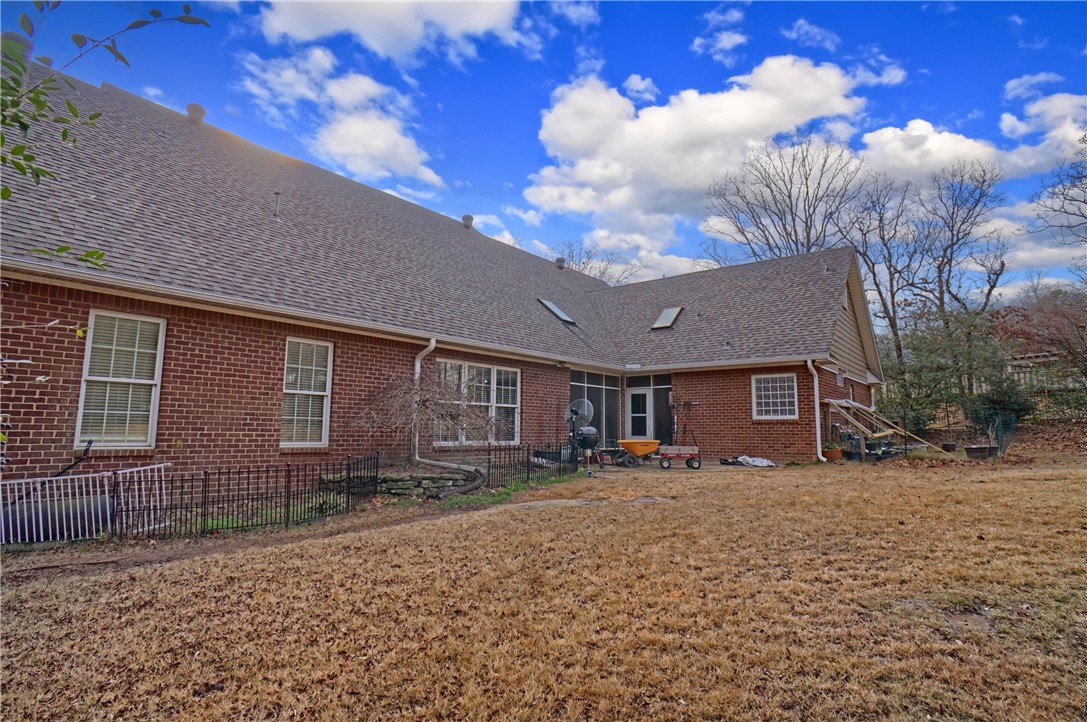 River Rdge - Residential