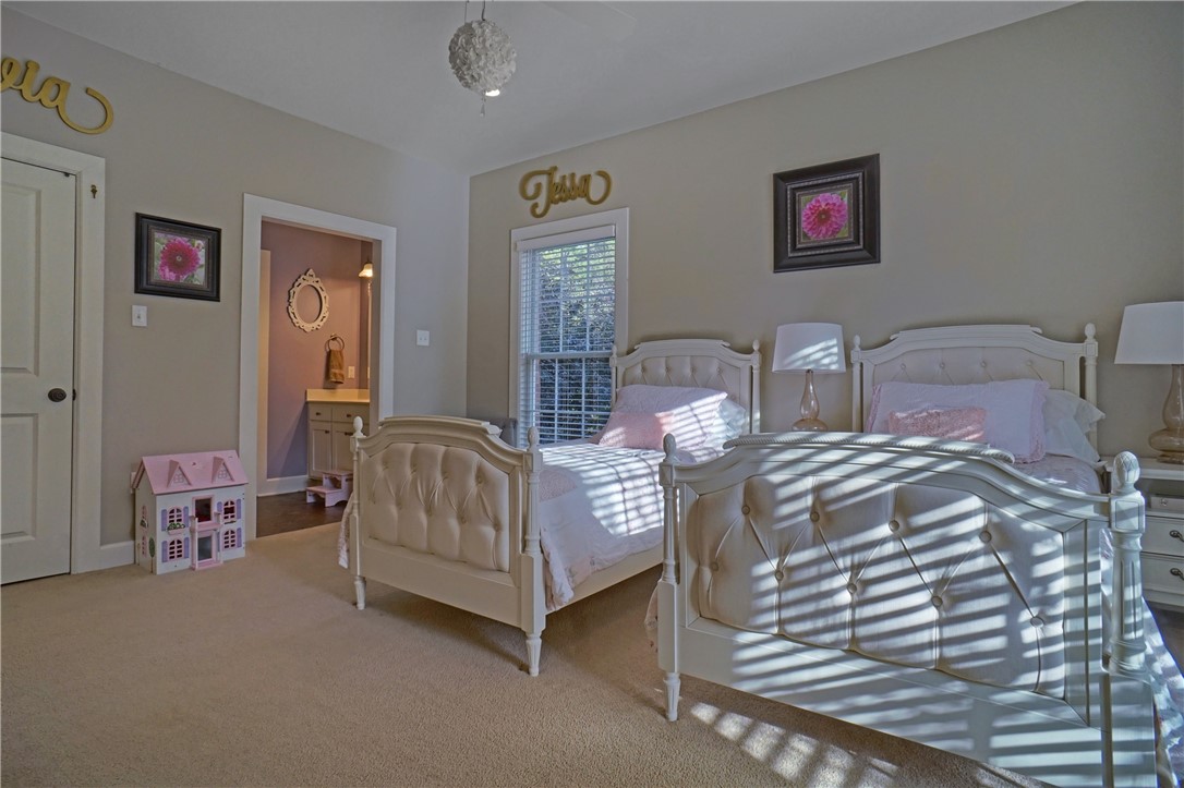 River Rdge - Residential