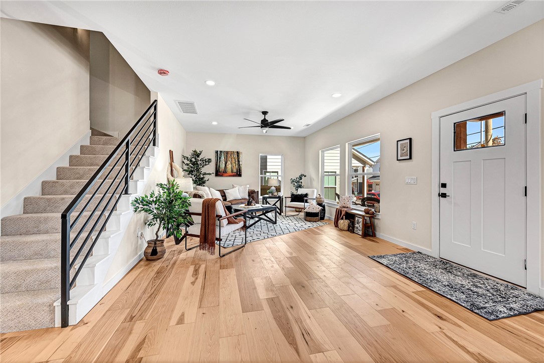 Subdivision: 21-16-30 FAYETTEVILLE OUTLO - Residential