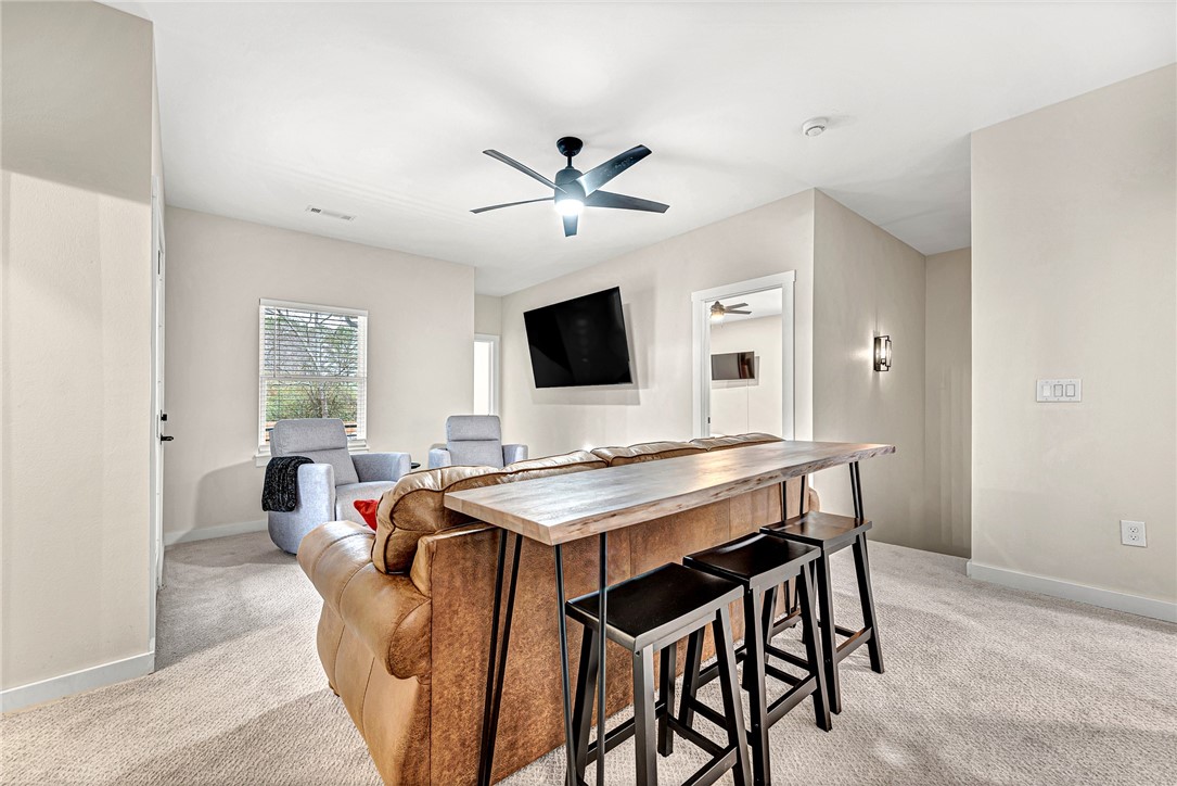 Subdivision: 21-16-30 FAYETTEVILLE OUTLO - Residential