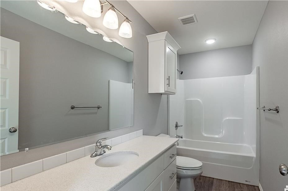 Rupple Meadows - Residential Lease