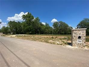 beautiful lot on Marilyns orchard