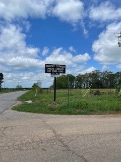 Check's Corner - Land