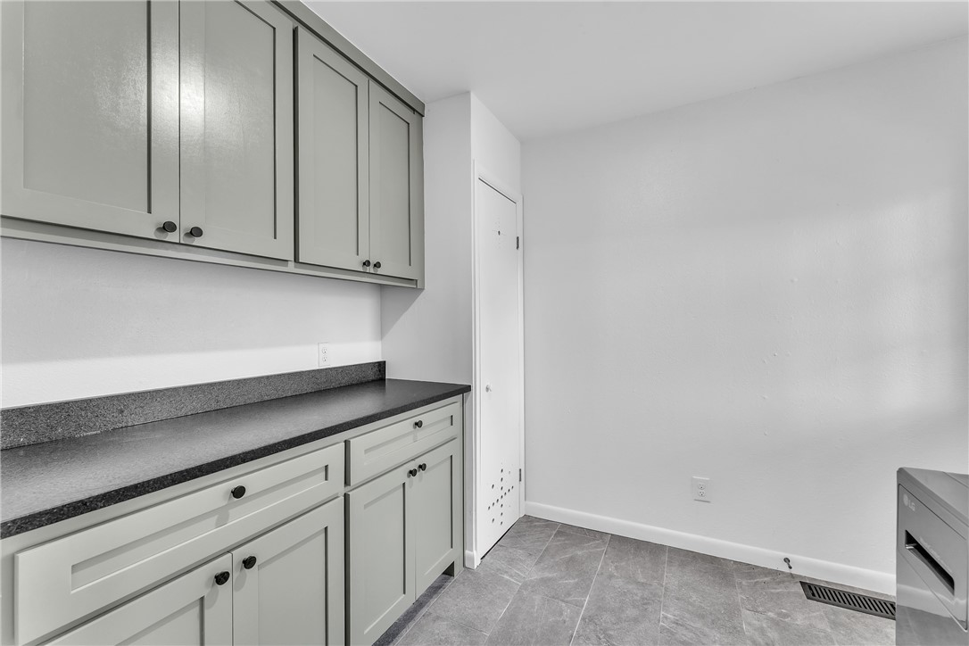 Mount Comfort Add - Residential Lease