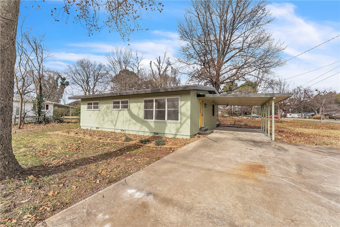 Mount Comfort Add - Residential Lease