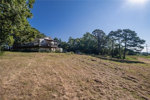 Single Family Residence in Eureka Springs AR 6625 Hwy 62 W 6.jpg