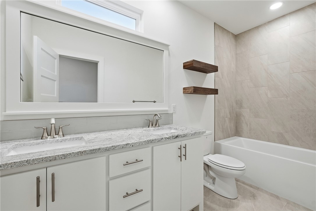 Greens At Sugar Creek, The Pea Ridge - Residential