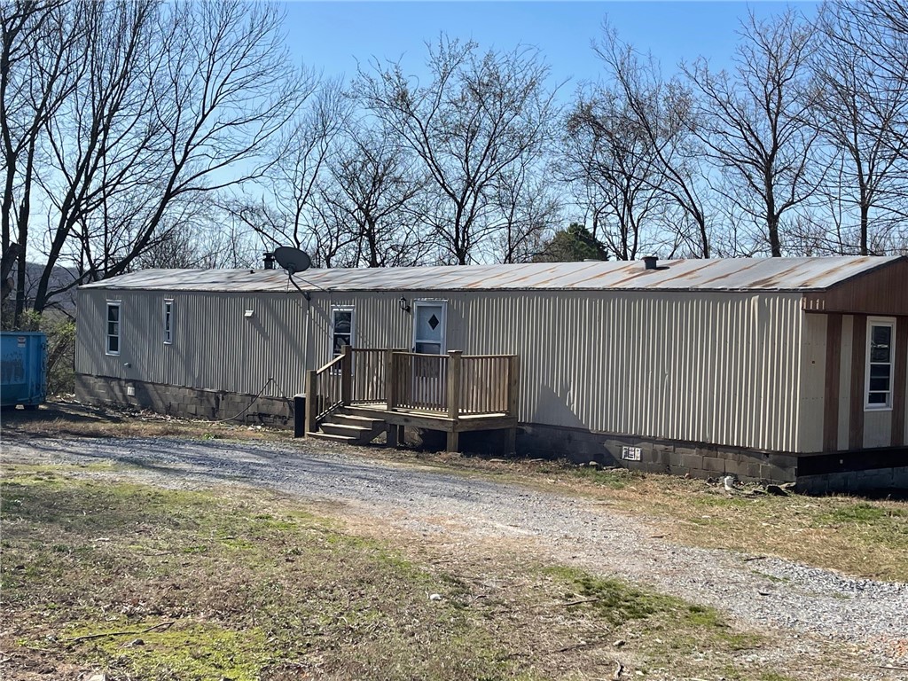 3 bed, 2 bath, Mobile home perfect for first-time buyers or investors, enjoy the freedom of minimal restrictions as you transform this into your dream home. SOLD AS IS, no repairs, good condition, may or may not go FHA loan. Vacant.