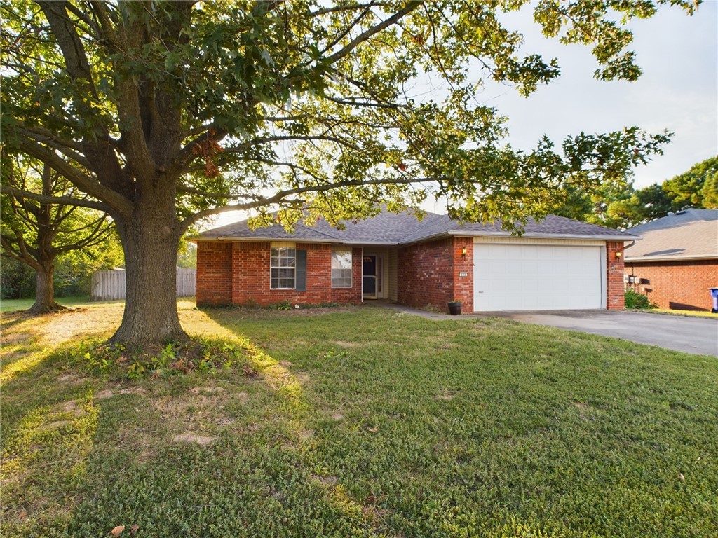Located in the heart of NWA, this ranch offers the invaluable quality of quick access to all of NWA. Seconds from 71-B, minutes from I-49 and short hop to Old Wire Road. This quiet drive is located in town near medical, fire, and police services, yet far enough for quiet enjoyment. Literally seconds from gas, fast food, restaurants, churches, schools, and grocery shopping. Roof is three years new. This comfortable home has the three bedrooms and two baths that you have been looking for with a price that won't break the bank.