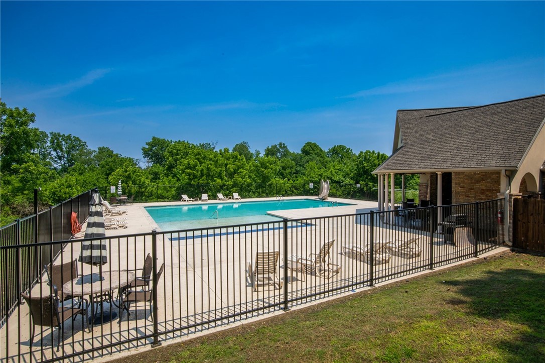 Creekside Sub Rogers - Residential