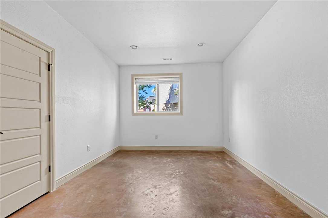 Creekside Sub Rogers - Residential