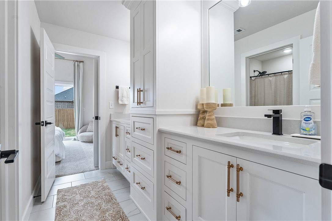 Forest Park Ph 3 Centerton - Residential