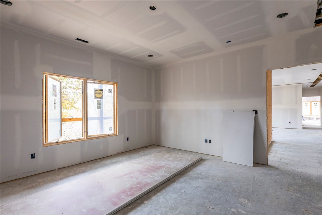 Queensborough Sub Bvv - Residential