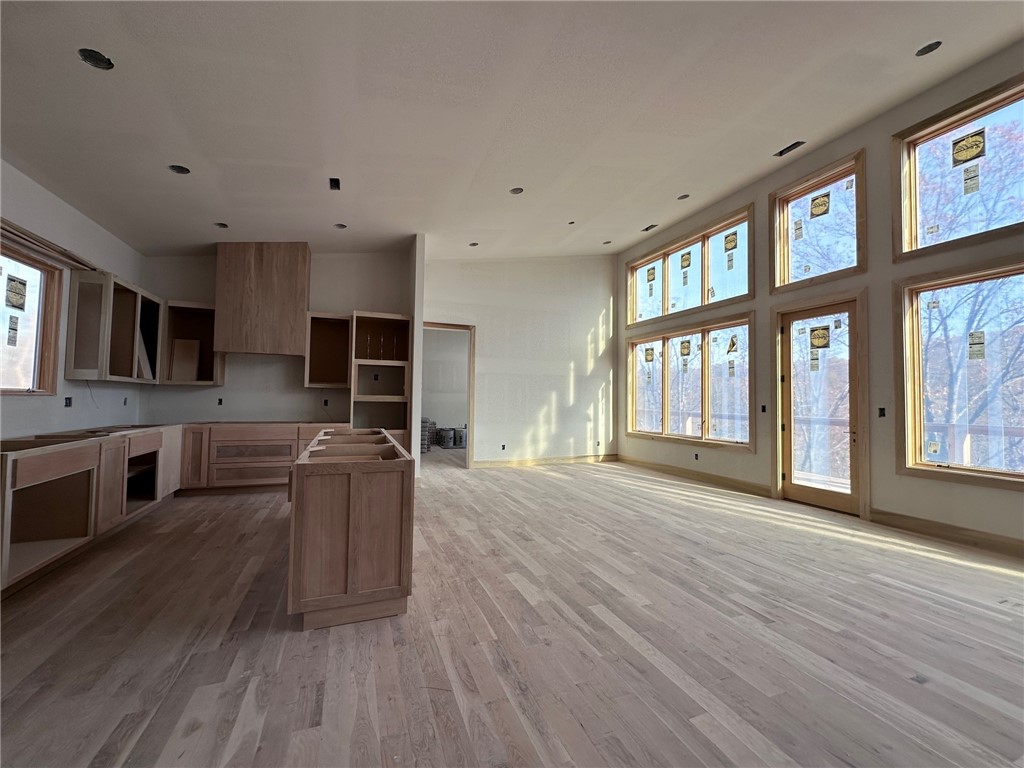 Queensborough Sub Bvv - Residential