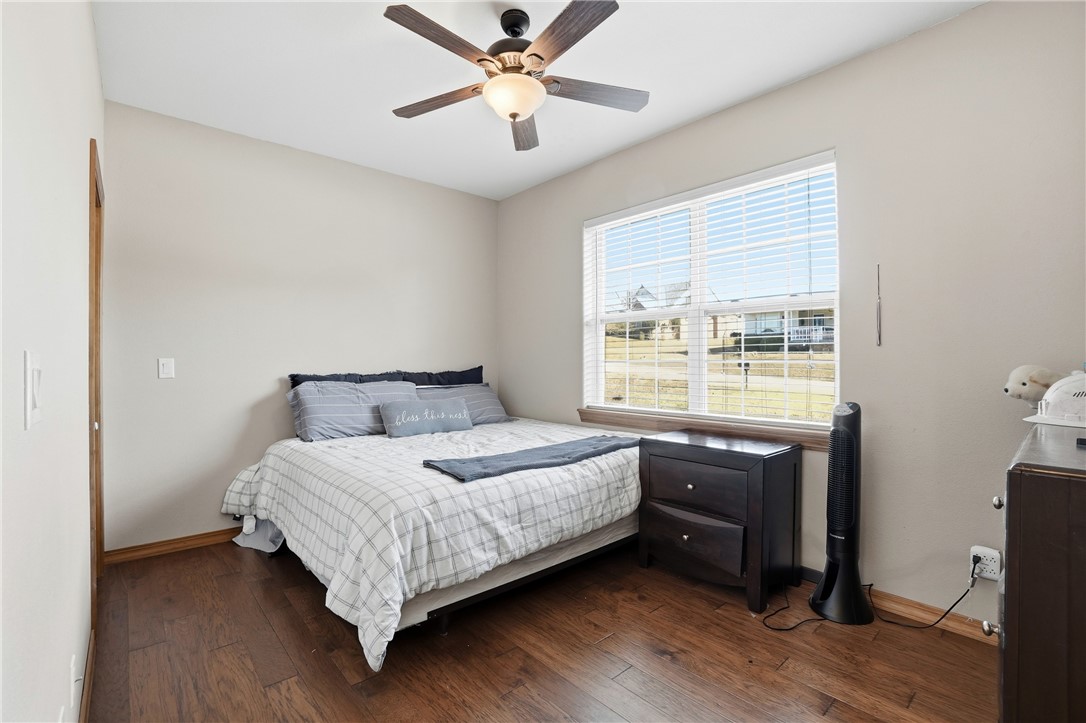 Unit 106 Holiday Island - Residential