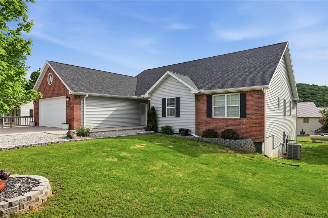 Unit 106 Holiday Island - Residential