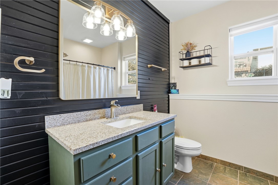 Unit 106 Holiday Island - Residential