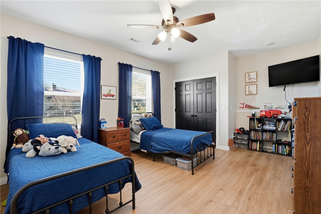 Unit 106 Holiday Island - Residential