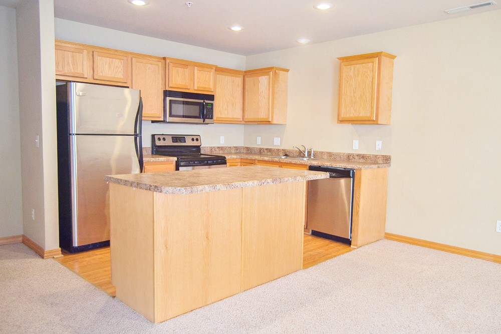 Shiloh House Ph I - Residential Lease