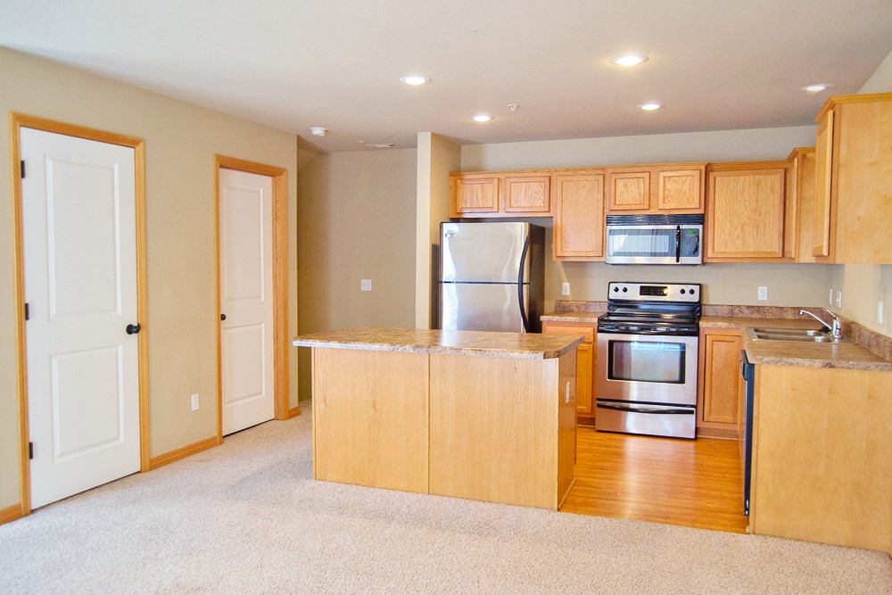 Shiloh House Ph I - Residential Lease