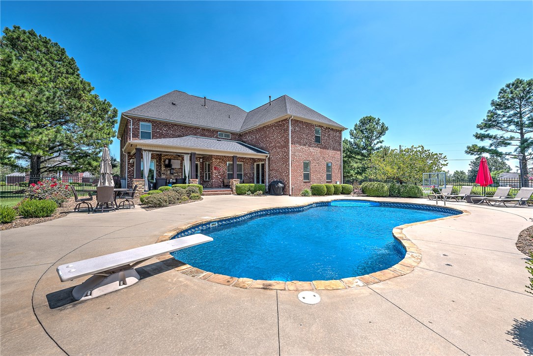 33-19-30-Rogers - Residential