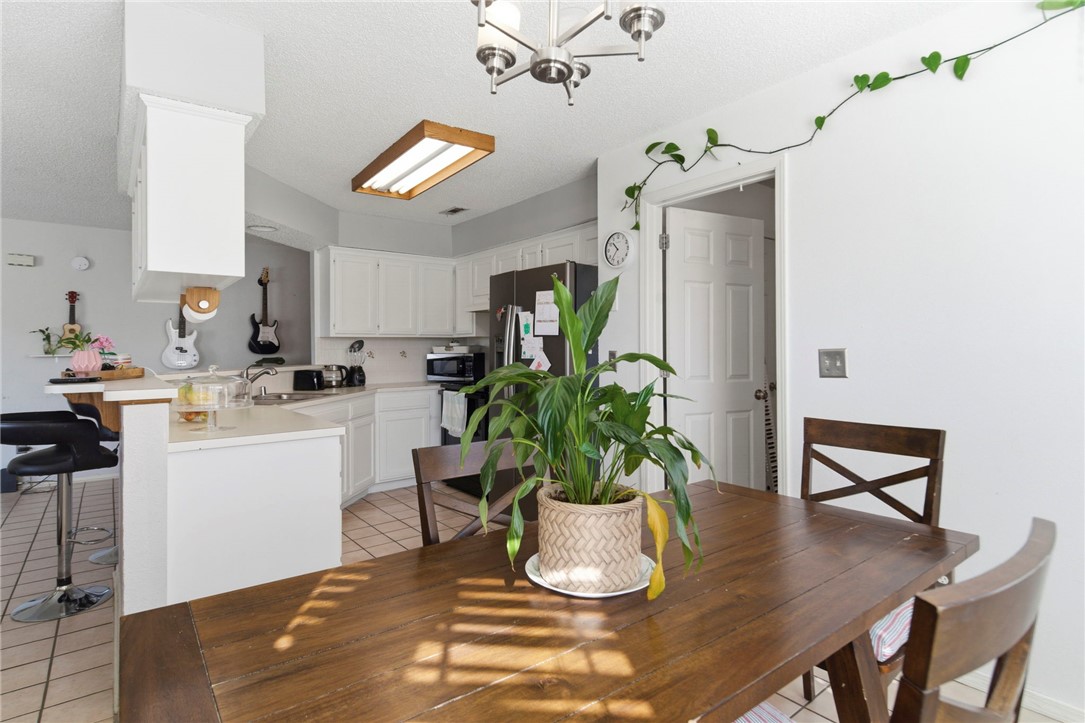 Pine Meadow Add Rogers - Residential