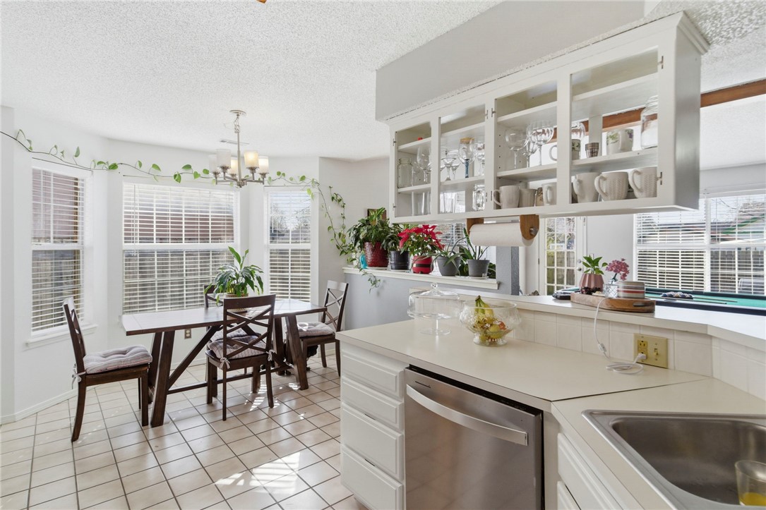 Pine Meadow Add Rogers - Residential