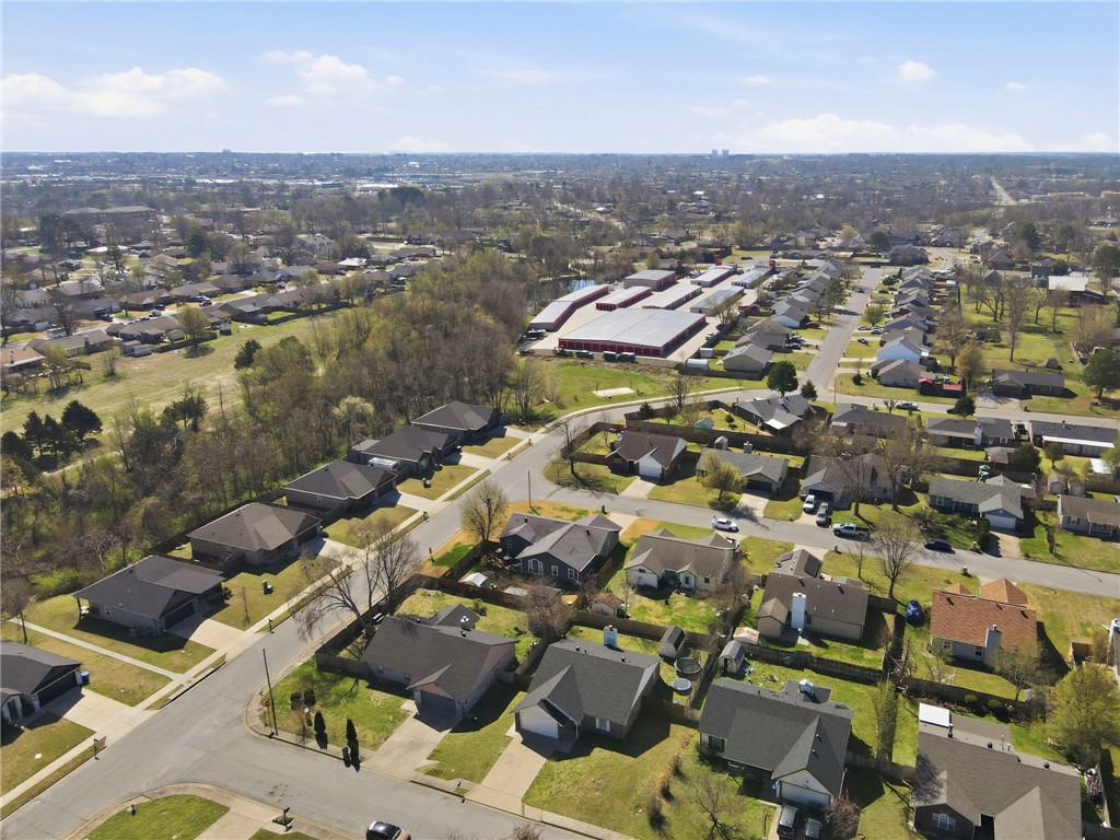 Pine Meadow Add Rogers - Residential