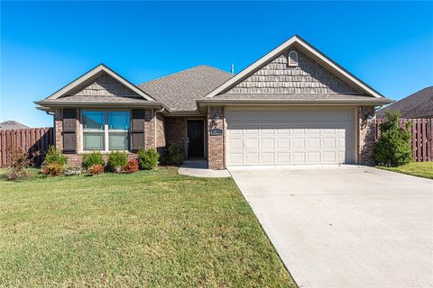 Photo of 4628 W Croft Drive, Fayetteville, AR 72704 (MLS # 1340503)