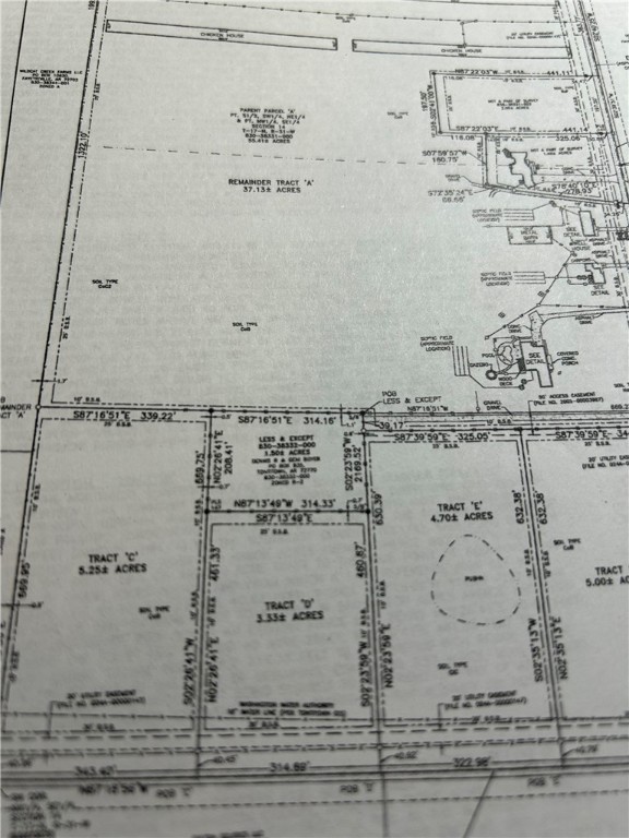 Tontitown Outlots - Land