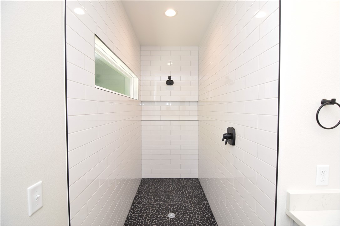 Monte NE Shores Unit 3 Rurban - Residential