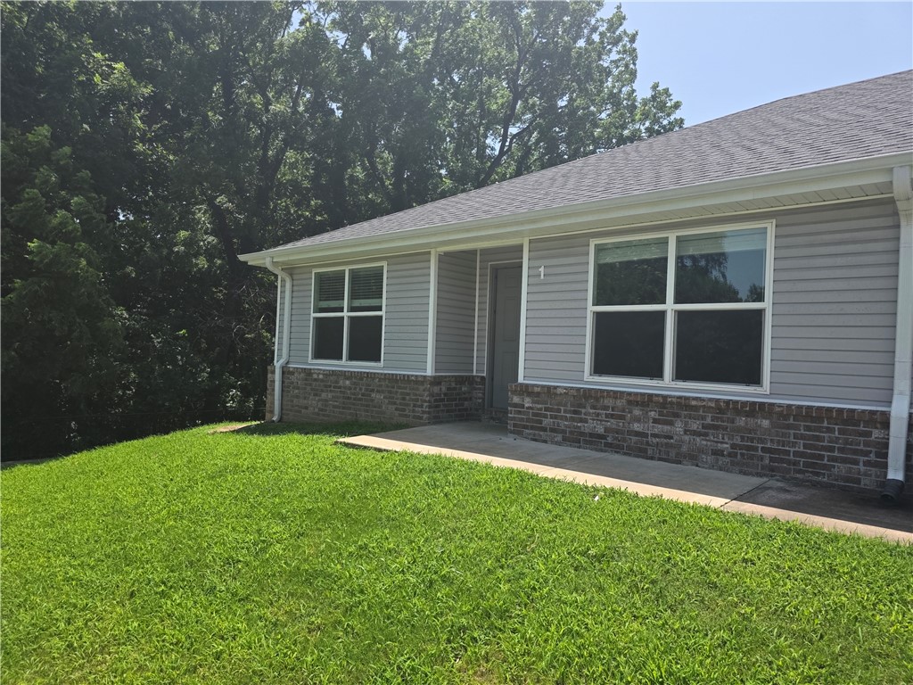 Photo 1 of 12 — 637 Hidden Springs Drive 1, Decatur, AR 72722