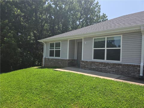 Photo of 637 Hidden Springs Drive 1 #1, Decatur, AR 72722 (MLS # 1337021)
