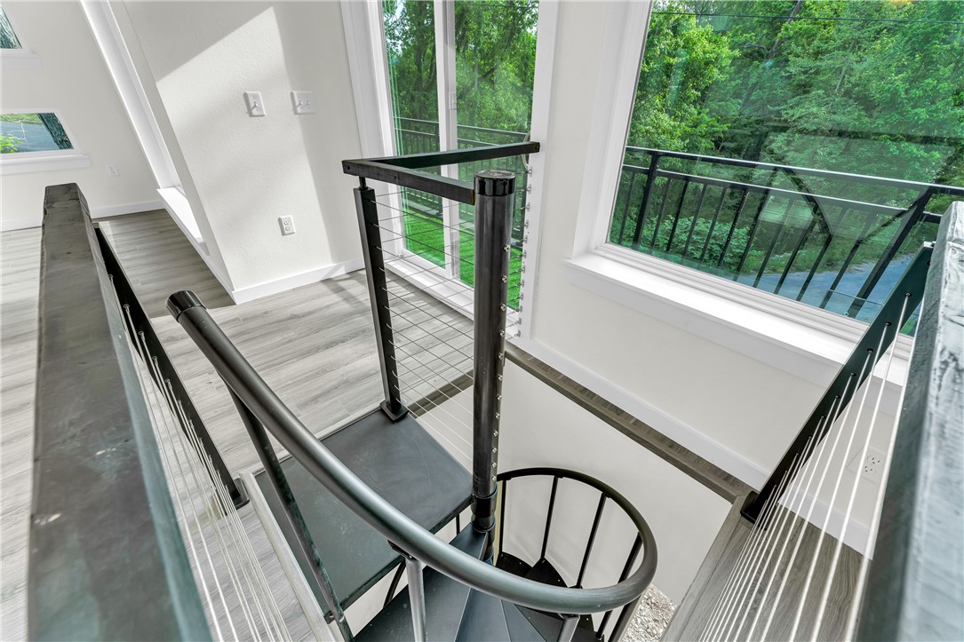 Blue Spgs Village - Residential