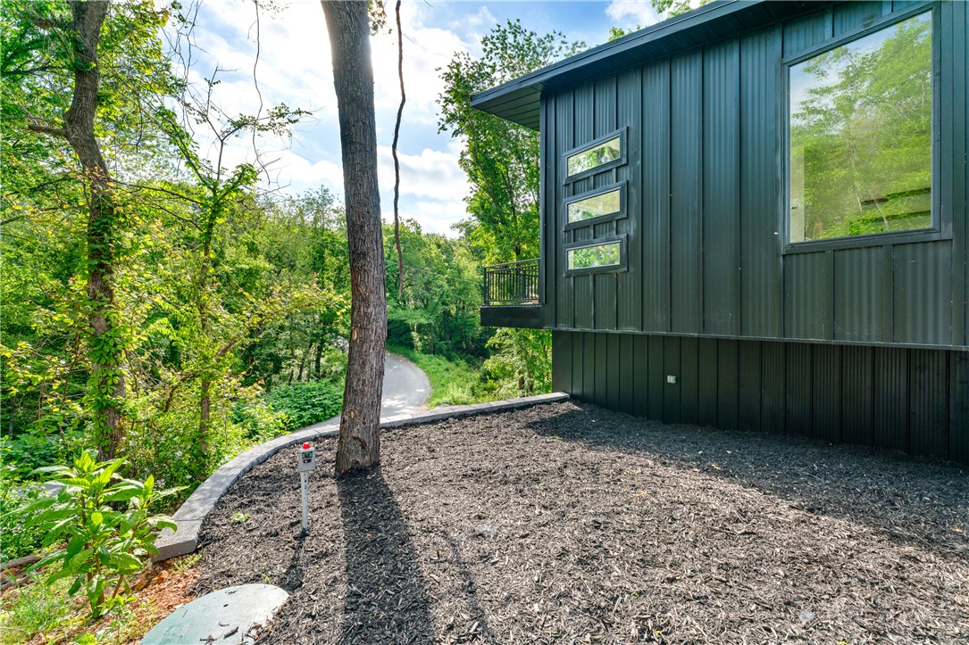 Blue Spgs Village - Residential