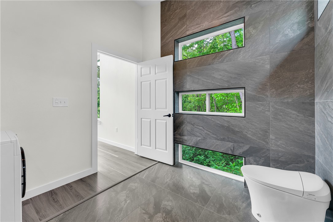 Blue Spgs Village - Residential