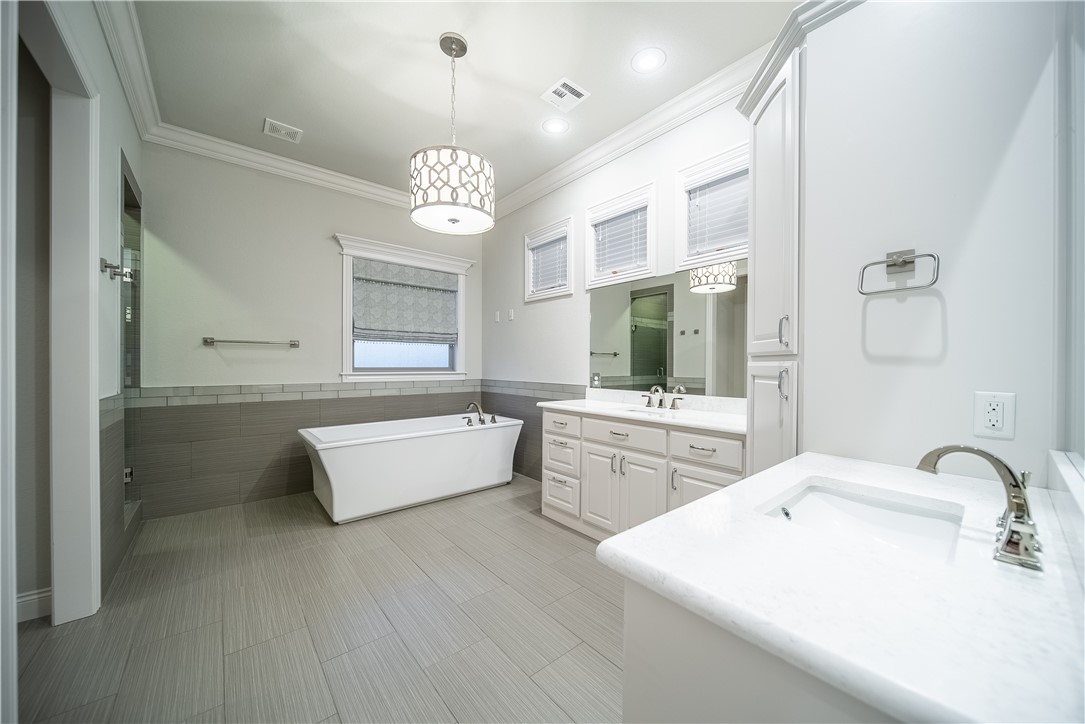 Oak Tree Centerton - Residential